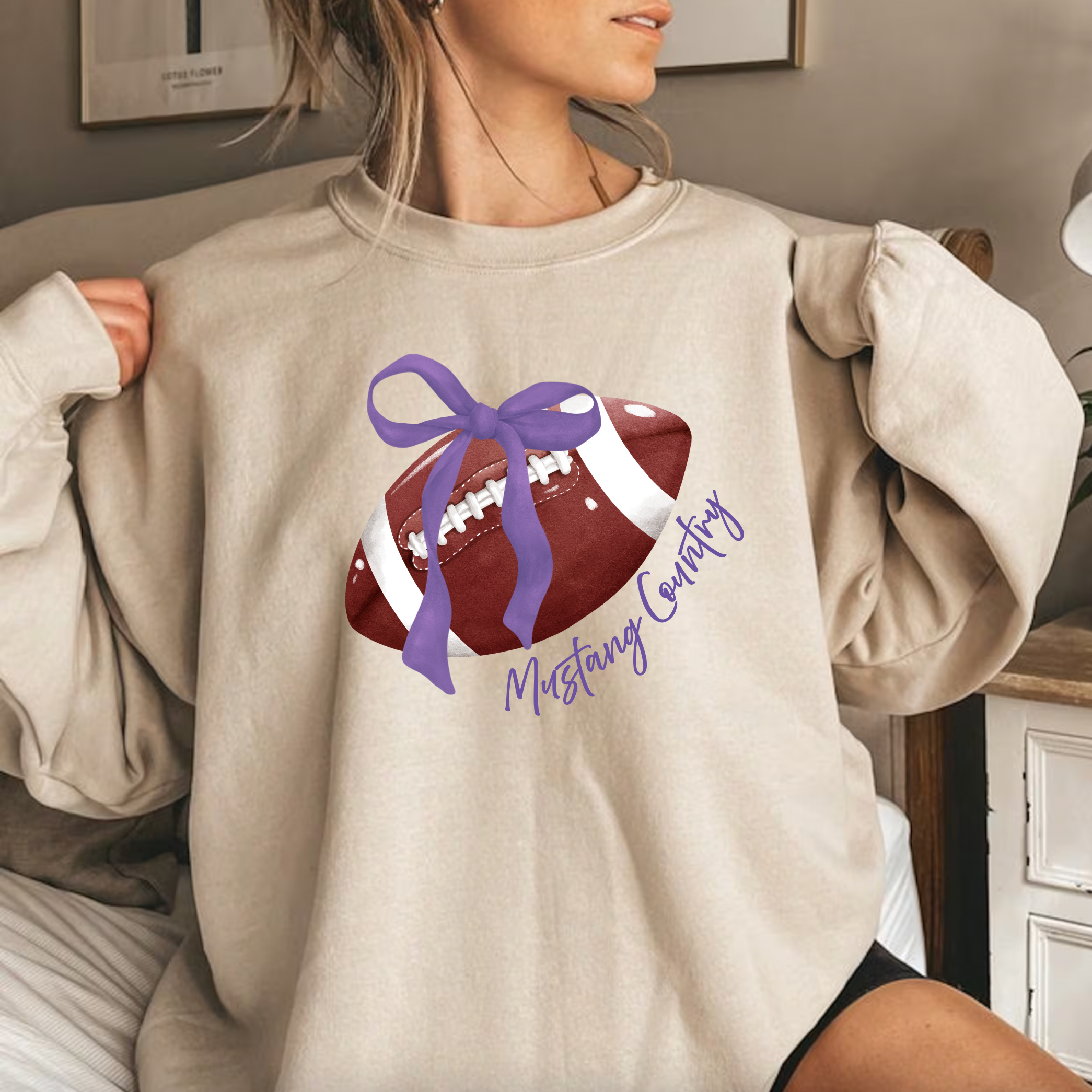 Gildan Softstyle Mustang Country Bow Sweatshirt