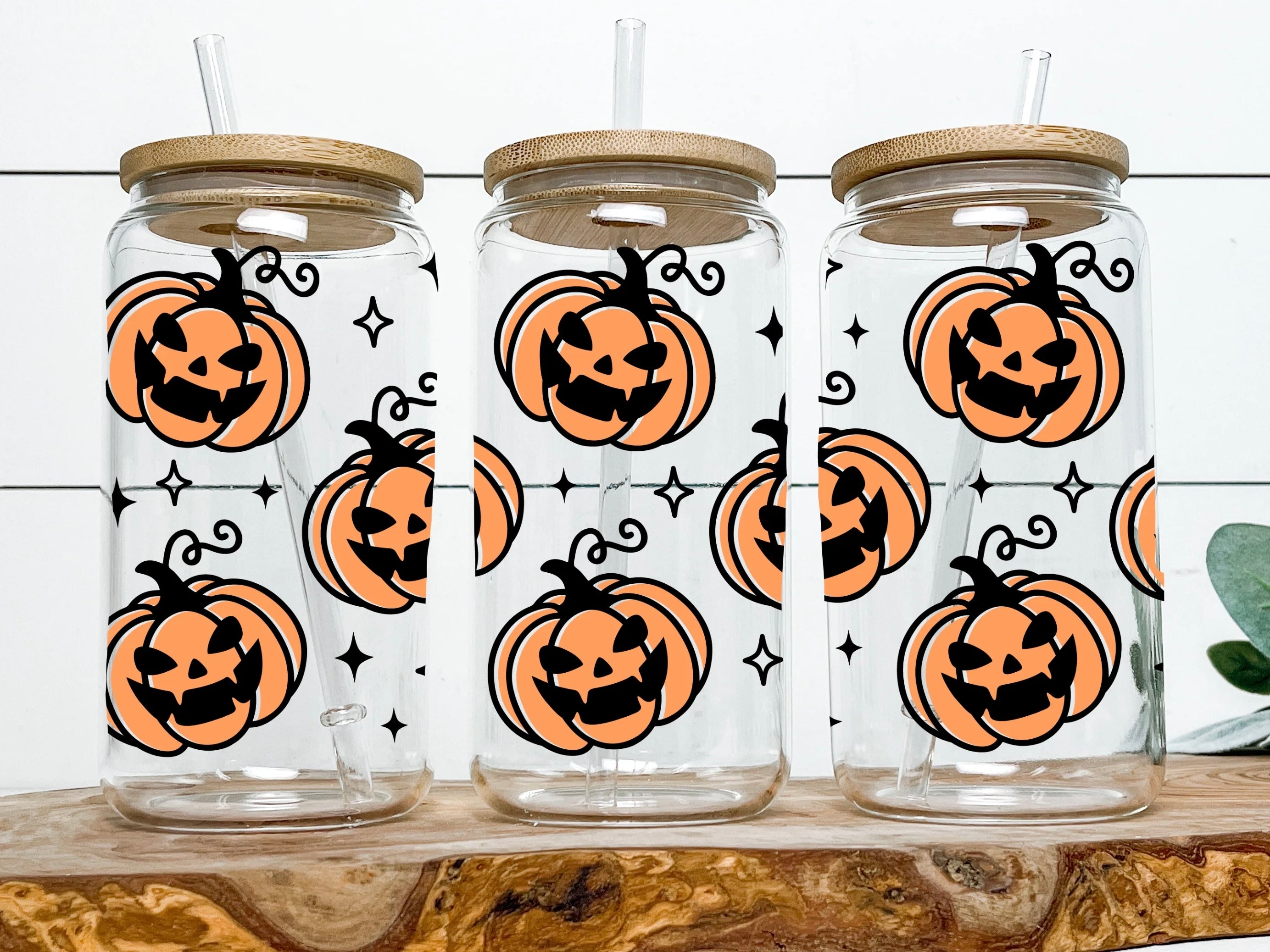 16oz Can Glass with Lid & Straw - Spooky Designs