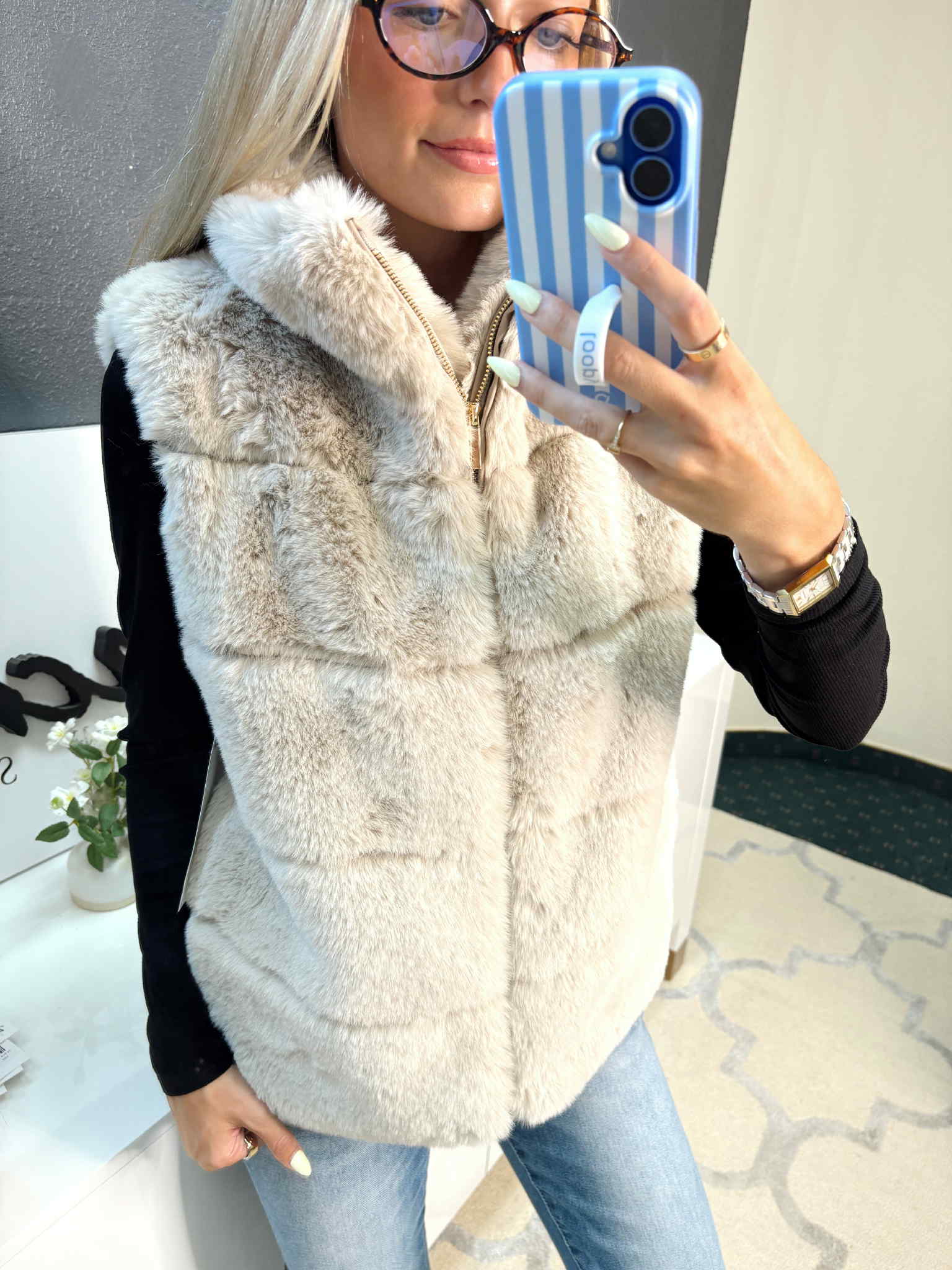Crème Cloud Faux Fur Vest