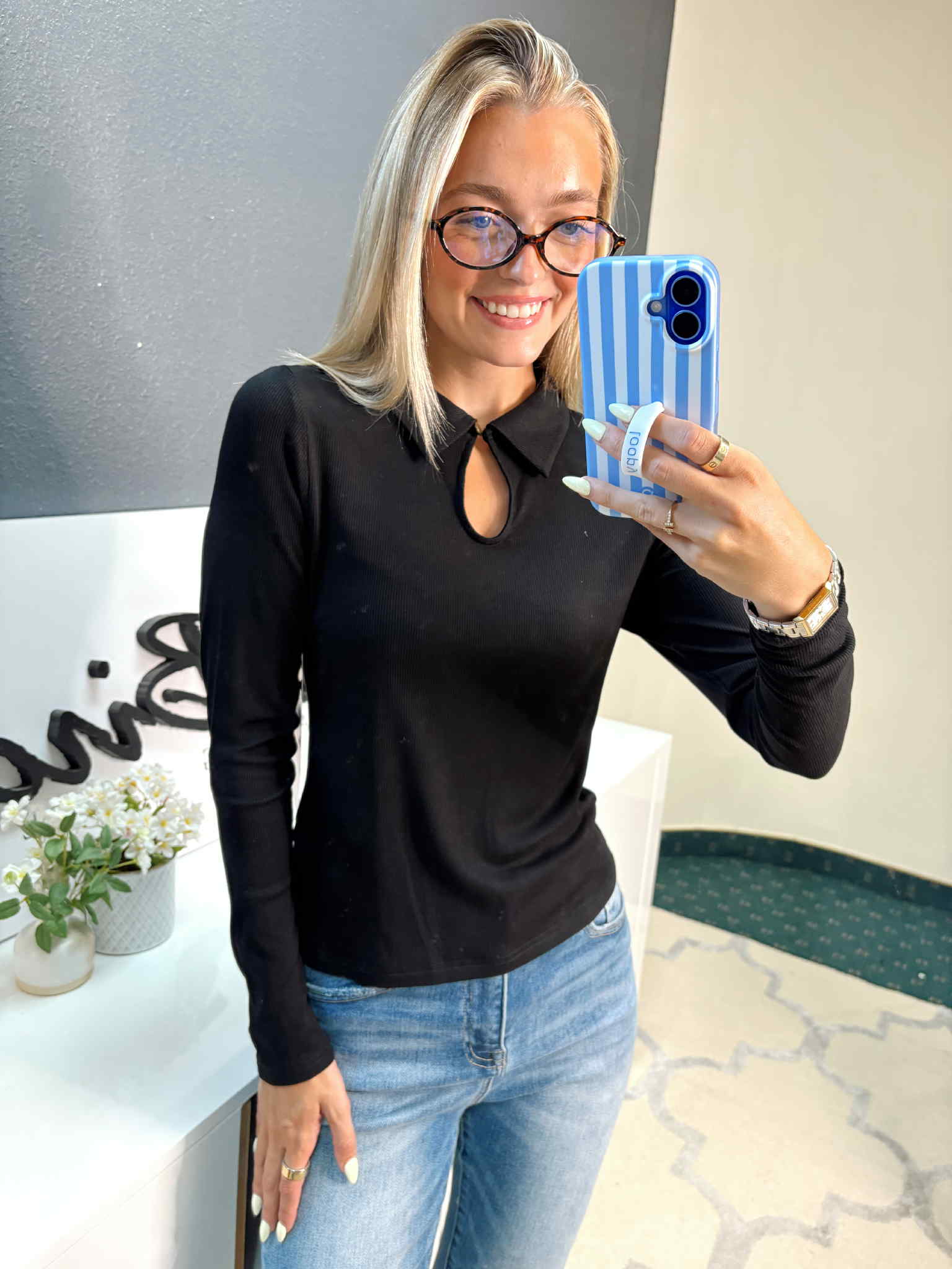 Ribbed Keyhole Long Sleeve Top in Black