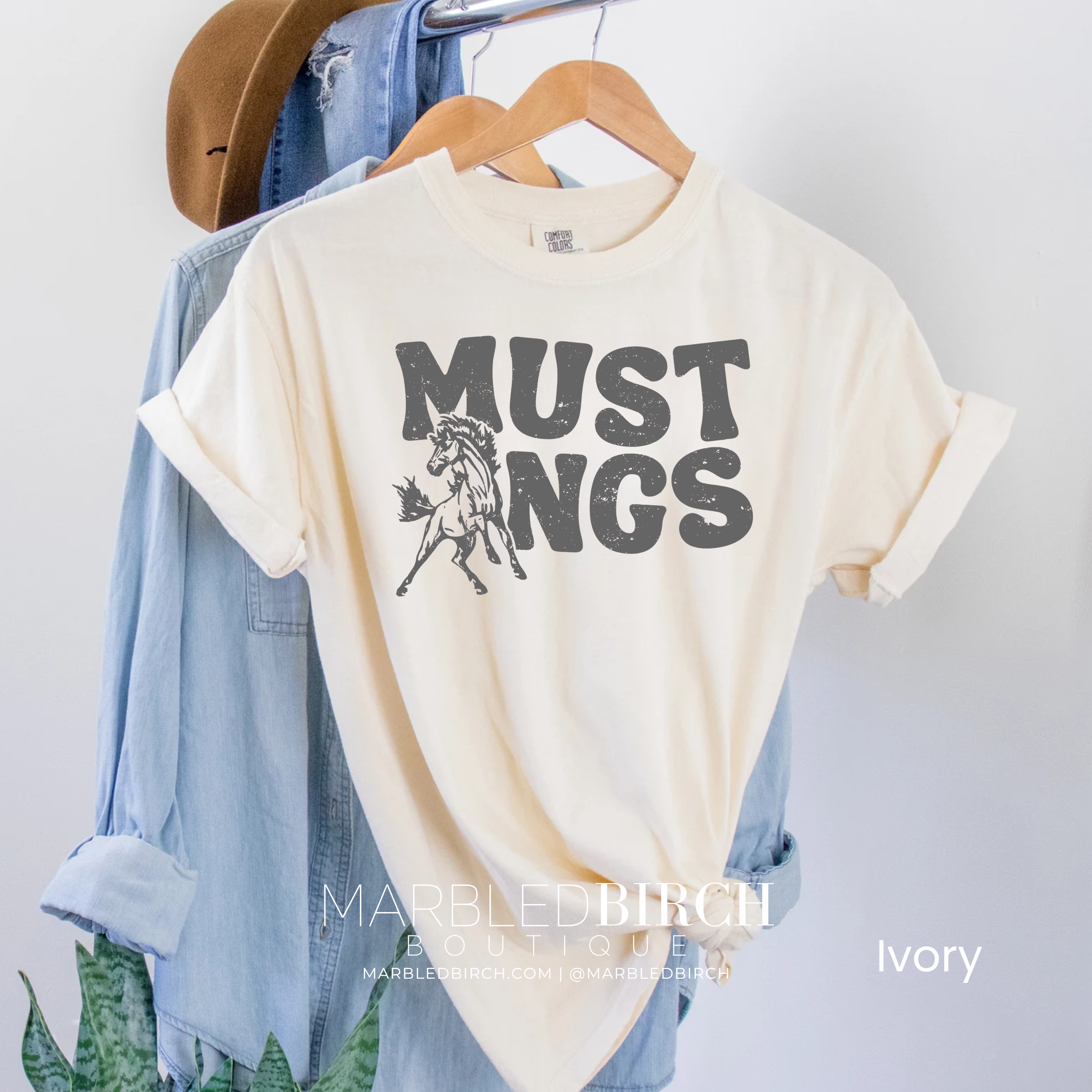 Groovy Mustangs Tee in Grey