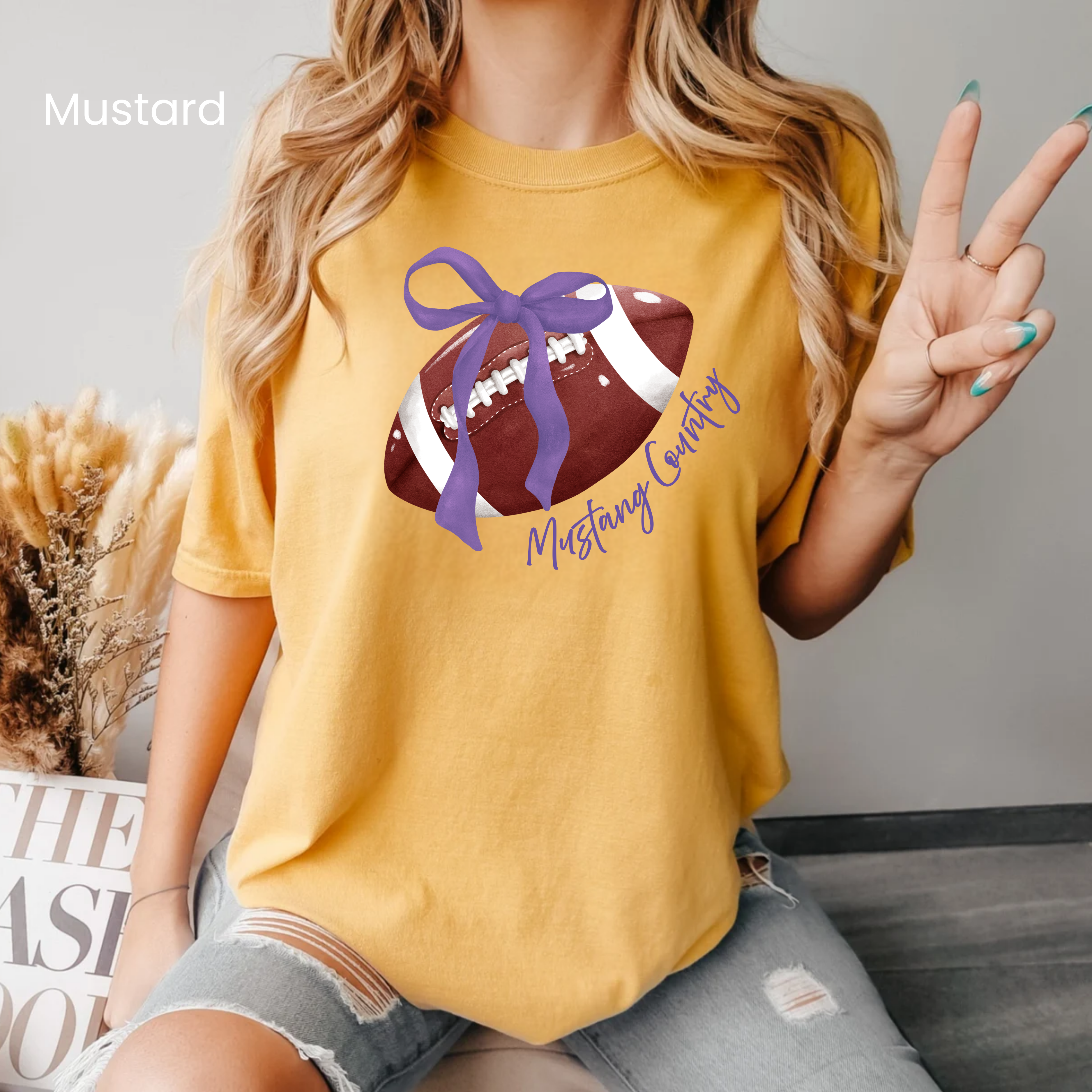 Comfort Colors Mustang Country Bow Tee