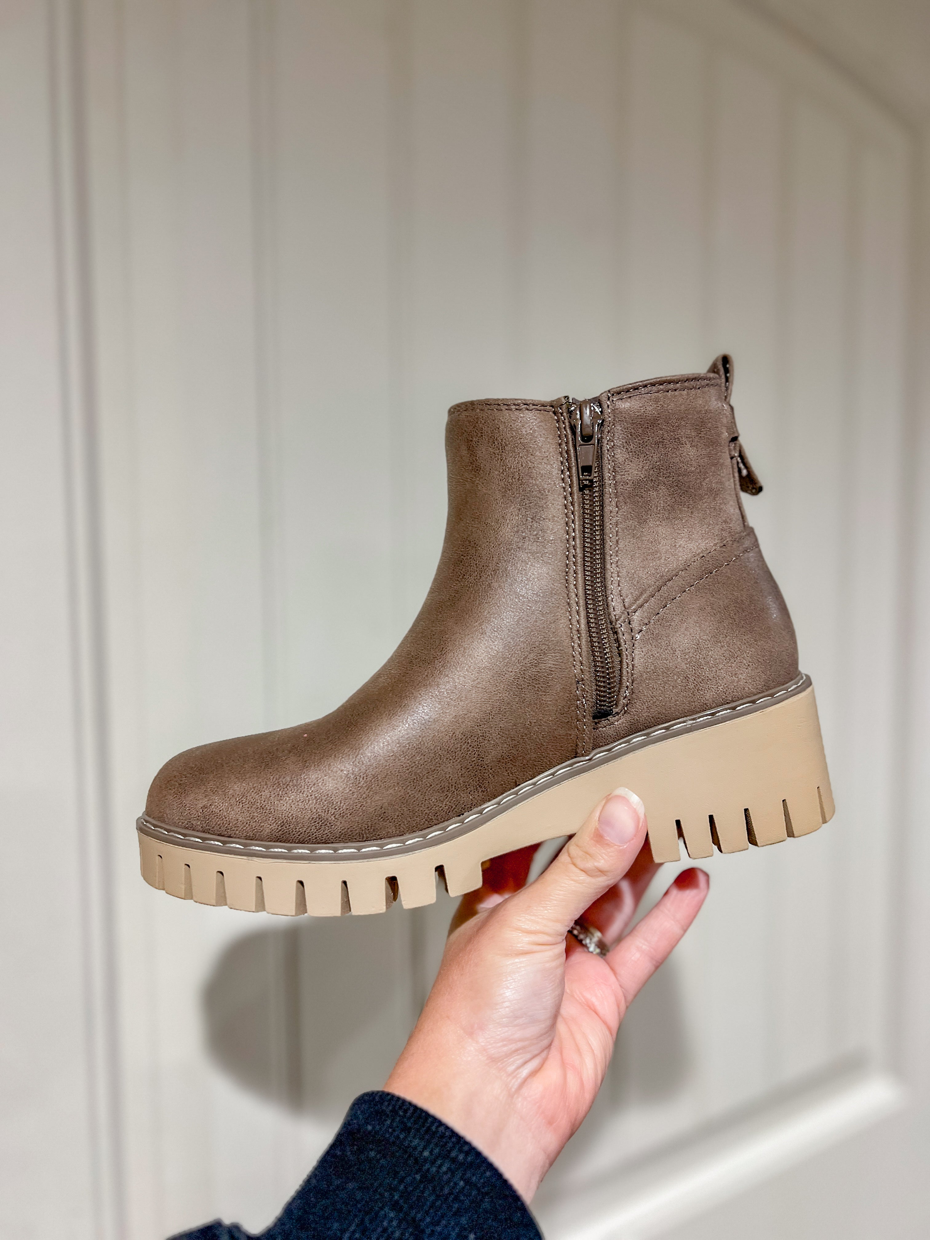 Pasadena Booties in Taupe