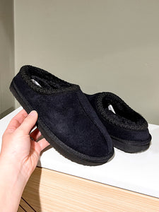 Black Slipper Shoes