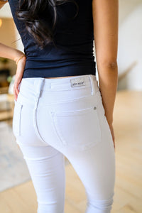 Certifiably Cool Mid-rise Judy Blue Capris