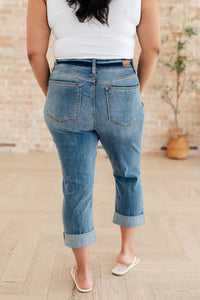 Laura Mid Rise Cuffed Skinny Judy Blue Capri Jeans