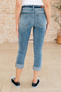 Laura Mid Rise Cuffed Skinny Judy Blue Capri Jeans