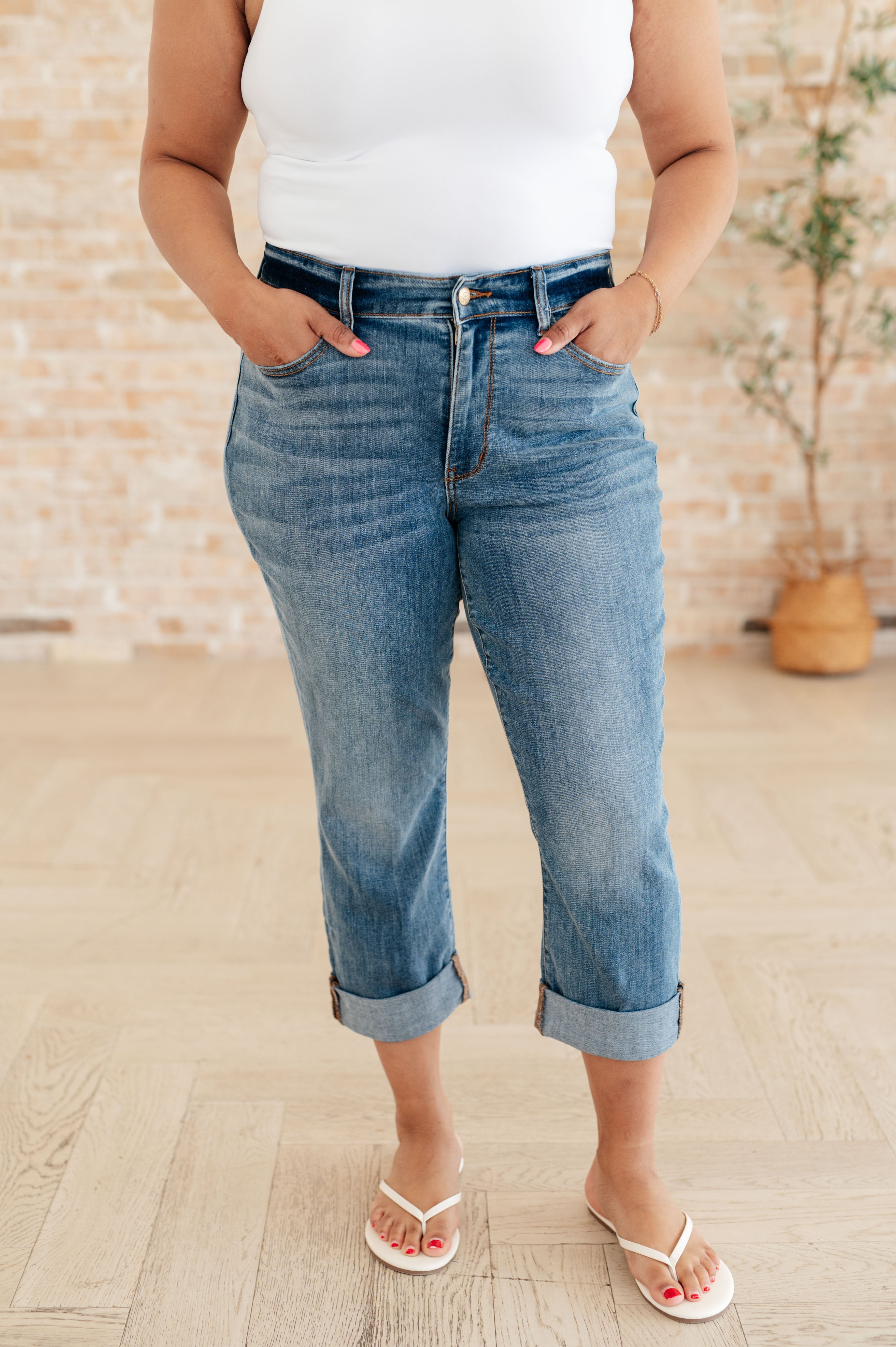 Laura Mid Rise Cuffed Skinny Judy Blue Capri Jeans