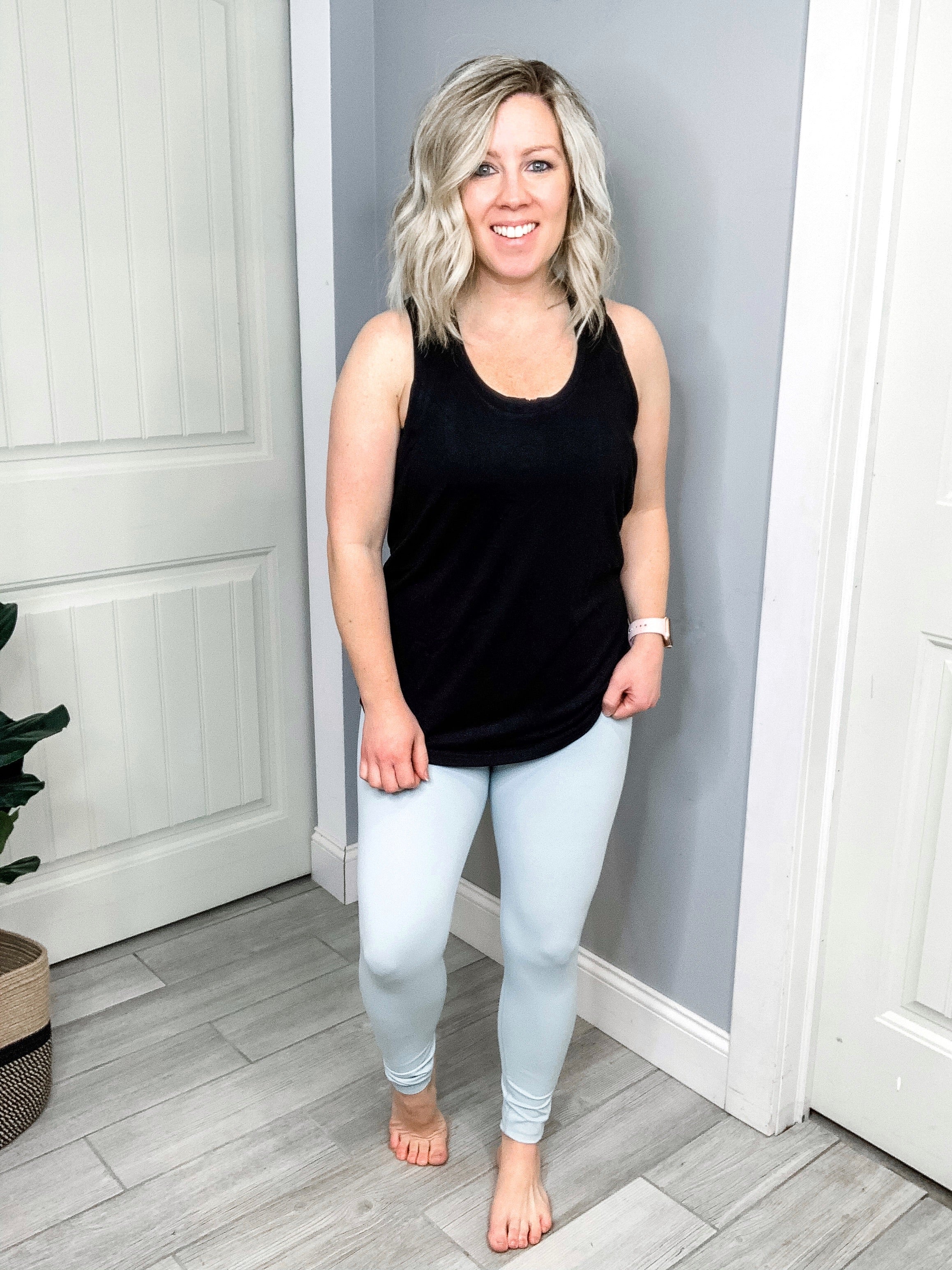 Straighten Up High-Rise Leggings in Sea Foam