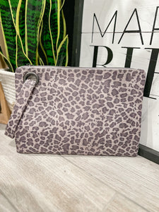 Leopard Clutch